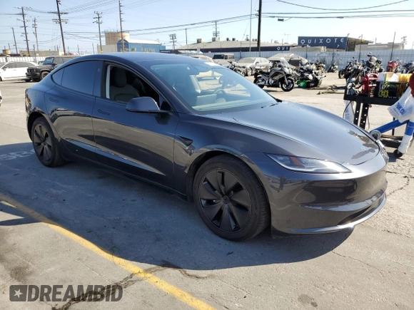 2024 Tesla Model 3 z VIN 5YJ3E1EA1RF736188, wystawiony jako Copart lot #57891625 z przebiegiem 9128 mil mil oraz Szkody całkowita. Historia ofert i sprzedaży dostępna na DreamBid. Obrazek 4.