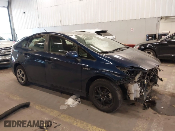 2013 Toyota Prius One with VIN JTDKN3DU8D1730070, listed as a IAAI auction lot 41831762 with 186,192 mi miles. Bid and sale history available at carsss.com. Image 1.
