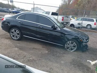 2018 Mercedes-Benz C 300 с VIN WDDWF4KB9JR413830, выставлен на аукционе IAAI как лот 41938545 с пробегом 48 385 миль миль и . История ставок и продаж доступна на DreamBid. Изображение 13.