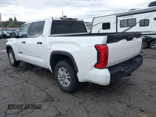 2022 Toyota Tundra 2WD SR5 with VIN 5TFLA5AB5NX011470, listed as a IAAI auction lot 41869074 with 48,488 mi miles. Bid and sale history available at carsss.com. Image 3.