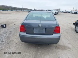 2003 Volkswagen Jetta GLS with VIN 3VWSP69M63M189779, listed as a IAAI auction lot 42026287 with 270,611 mi miles and . Bid and sale history available at DreamBid. Image 16.