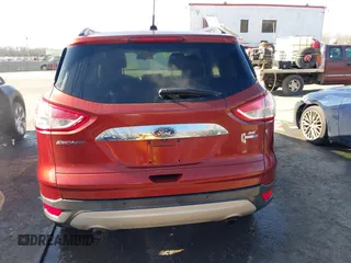 2014 Ford Escape SE with VIN 1FMCU9GX1EUE23044, listed as a IAAI auction lot 41597818 with 165,348 mi miles. Bid and sale history available at carsss.com. Image 15.