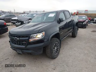2018 Chevrolet Colorado 4WD ZR2 with VIN 1GCGTEENXJ1164617, listed as a IAAI auction lot 41354074 with 61,155 mi miles. Bid and sale history available at carsss.com. Image 17.