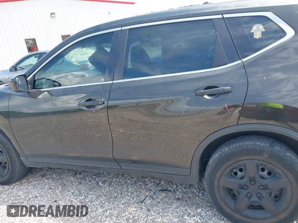 2016 Nissan Rogue S with VIN JN8AT2MT5GW028657, listed as a IAAI auction lot 40200924 with 99,821 mi miles. Bid and sale history available at carsss.com. Image 15.