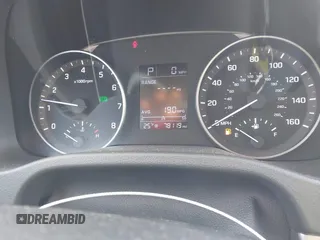 2017 Hyundai Elantra SE z VIN 5NPD74LF8HH187040, wystawiony jako IAAI lot #41350743 z przebiegiem 78 119 mil mil oraz . Historia ofert i sprzedaży dostępna na DreamBid. Obrazek 7.