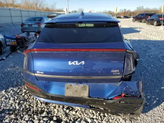 2022 Kia EV6 GT-Line with VIN KNDC4DLC5N5067573, listed as a Copart auction lot 80487894 with 34,293 mi miles and Salvage Title. Bid and sale history available at carsss.com. Image 6.