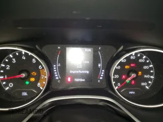 2018 Jeep Compass Sport z VIN 3C4NJCAB7JT240638, wystawiony jako Copart lot #58987085 z przebiegiem 70 310 mil mil oraz Szkoda całkowita • Salvage title. Historia ofert i sprzedaży dostępna na DreamBid. Obrazek 9.