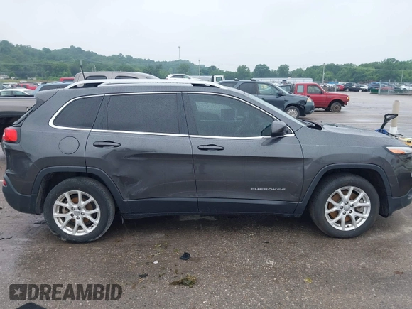 2016 Jeep Cherokee Latitude с VIN 1C4PJLCB2GW362820, выставлен на аукционе IAAI как лот 42432734 с пробегом 137 325 миль миль и . История ставок и продаж доступна на DreamBid. Изображение 13.