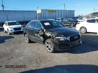 2018 Audi Q3 Premium Plus with VIN WA1JCCFS4JR033581, listed as a IAAI auction lot 41040525 with 51,278 mi miles. Bid and sale history available at carsss.com. Image 1.