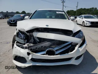 2018 Mercedes-Benz C 300 with VIN 55SWF4JB5JU265224, listed as a Copart auction lot 59211475 with 56,119 mi miles and Clean title. Bid and sale history available at DreamBid. Image 5.