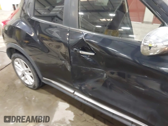 2012 Nissan Juke SL with VIN JN8AF5MV5CT107106, listed as a IAAI auction lot 41862250 with 116,573 mi miles. Bid and sale history available at carsss.com. Image 6.