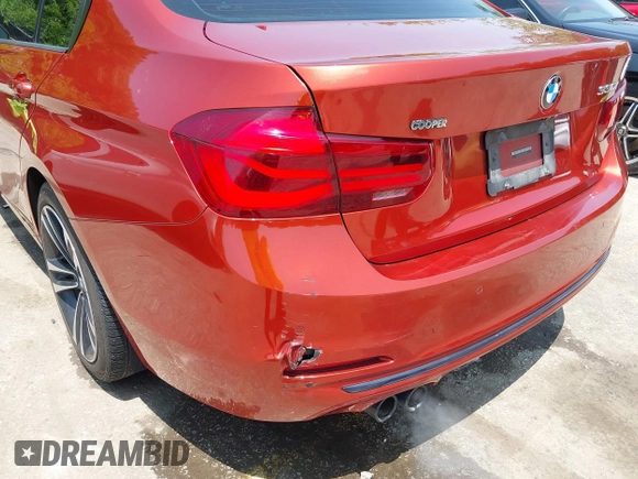 2018 BMW 3 Series 330i with VIN WBA8B9G50JNU98494, listed as a IAAI auction lot 42340433 with 116,898 mi miles and . Bid and sale history available at DreamBid. Image 6.