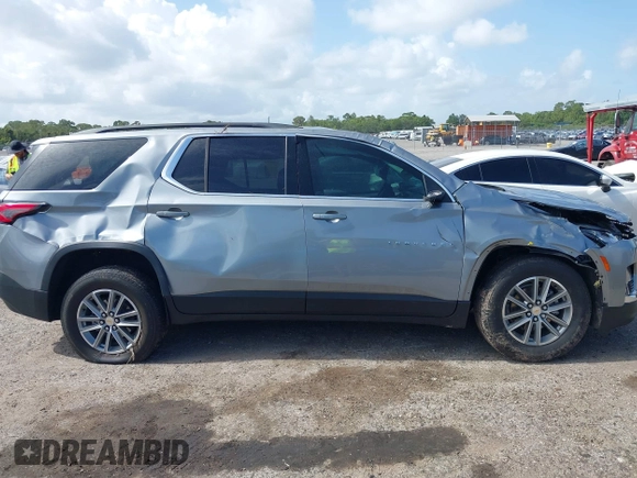 2023 Chevrolet Traverse LT Cloth z VIN 1GNERGKW5PJ298370, wystawiony jako IAAI lot #42435055 z przebiegiem Nie podano mil oraz . Historia ofert i sprzedaży dostępna na DreamBid. Obrazek 13.