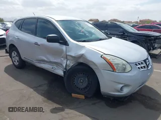 2013 Nissan Rogue SL with VIN JN8AS5MT7DW002447, listed as a IAAI auction lot 41924394 with 109,450 mi miles. Bid and sale history available at carsss.com. Image 1.
