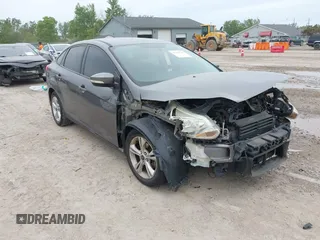 2013 Ford Focus SE with VIN 1FADP3F28DL348405, listed as a IAAI auction lot 42352749 with 252,134 mi miles and . Bid and sale history available at DreamBid. Image 1.