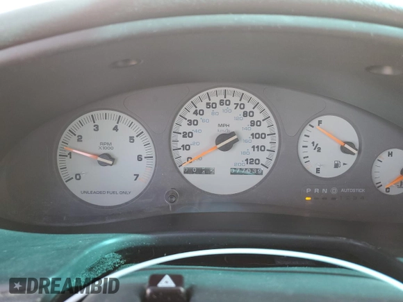 1997 Dodge Intrepid z VIN 2B3HD56FXVH744810, wystawiony jako Copart lot #47202805 z przebiegiem 77 039 mil mil oraz Szkoda całkowita • Salvage title. Historia ofert i sprzedaży dostępna na DreamBid. Obrazek 9.