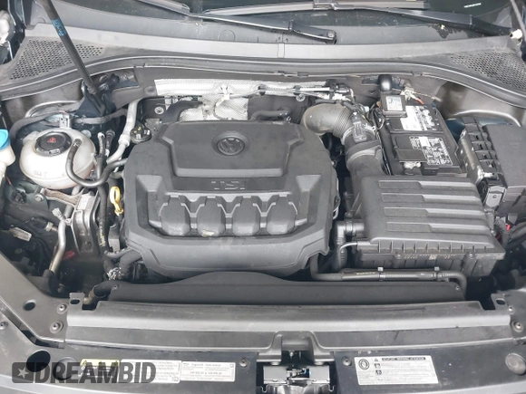 2018 Volkswagen Tiguan SEL with VIN 3VV2B7AX3JM133326, listed as a IAAI auction lot 42459190 with 94,665 mi miles and . Bid and sale history available at DreamBid. Image 10.
