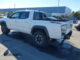 2016 Toyota Tacoma SR5 z VIN 3TMAZ5CN5GM014661, wystawiony jako IAAI lot #41337963 z przebiegiem 26 175 mil mil oraz . Historia ofert i sprzedaży dostępna na DreamBid. Obrazek 3.