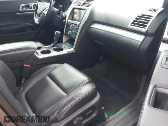 2014 Ford Explorer XLT with VIN 1FM5K7D84EGB66606, listed as a IAAI auction lot 41705958 with 160,784 mi miles and . Bid and sale history available at carsss.com. Image 5.