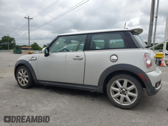 2011 MINI Hardtop S with VIN WMWSV3C57BTY14891, listed as a Copart auction lot 55833895 with 105,545 mi miles and Clean Title. Bid and sale history available at DreamBid. Image 2.