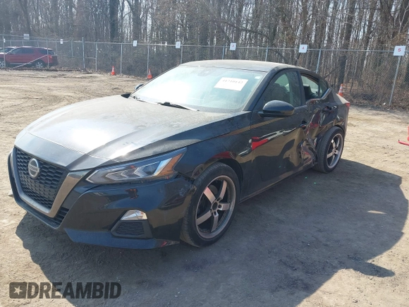 2020 Nissan Altima 2.5 SR with VIN 1N4BL4CV9LC216579, listed as a IAAI auction lot 41710142 with 115,185 mi miles. Bid and sale history available at carsss.com. Image 17.