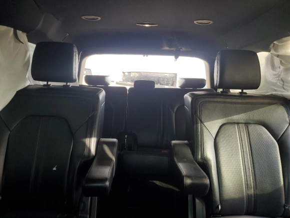 2019 Ford Expedition Limited z VIN 1FMJU2AT1KEA21017, wystawiony jako Copart lot #89071095 z przebiegiem 155 196 mil mil oraz Szkoda całkowita • Salvage title. Historia ofert i sprzedaży dostępna na DreamBid. Obrazek 10.