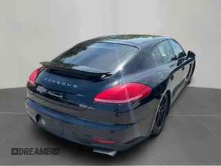 2016 Porsche Panamera 4 z VIN WP0AA2A71GL000493, wystawiony jako Copart lot #57187295 z przebiegiem 84 384 mil mil oraz Czysty tytuł • Clean title. Historia ofert i sprzedaży dostępna na DreamBid. Obrazek 4.
