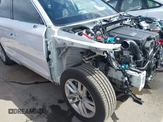 2024 Audi Q5 S line Premium with VIN WA1GAAFY4R2014543, listed as a IAAI auction lot 41704011 with 10,826 mi miles and . Bid and sale history available at DreamBid. Image 19.