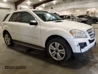 2010 Mercedes-Benz M 350 z VIN 4JGBB5GB0AA533089, wystawiony jako Copart lot #59194025 z przebiegiem 155 962 mil mil oraz Szkoda całkowita • Salvage title. Historia ofert i sprzedaży dostępna na DreamBid. Obrazek 4.