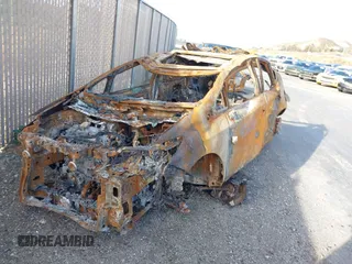2010 Toyota Prius II with VIN JTDKN3DU5A0186371, listed as a IAAI auction lot 41321747 with 1 mi miles. Bid and sale history available at carsss.com. Image 2.