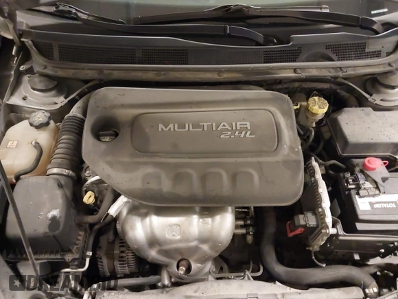 2015 Dodge Dart SXT with VIN 1C3CDFBBXFD378044, listed as a IAAI auction lot 41943120 with 121,282 mi miles. Bid and sale history available at carsss.com. Image 10.