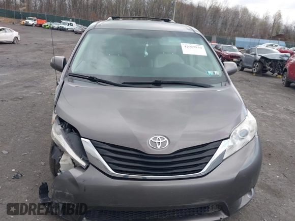 2013 Toyota Sienna LE with VIN 5TDJK3DC1DS049621, listed as a IAAI auction lot 42027930 with 206,148 mi miles and . Bid and sale history available at DreamBid. Image 12.