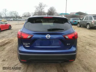 2018 Nissan Rogue Sport S with VIN JN1BJ1CP7JW151343, listed as a IAAI auction lot 41765611 with 61,118 mi miles. Bid and sale history available at carsss.com. Image 16.