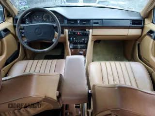 1990 Mercedes-Benz 300 with VIN WDBEB28D0LB224203, listed as a Copart auction lot 56349565 with 239,773 mi miles and Clean Title. Bid and sale history available at DreamBid. Image 8.
