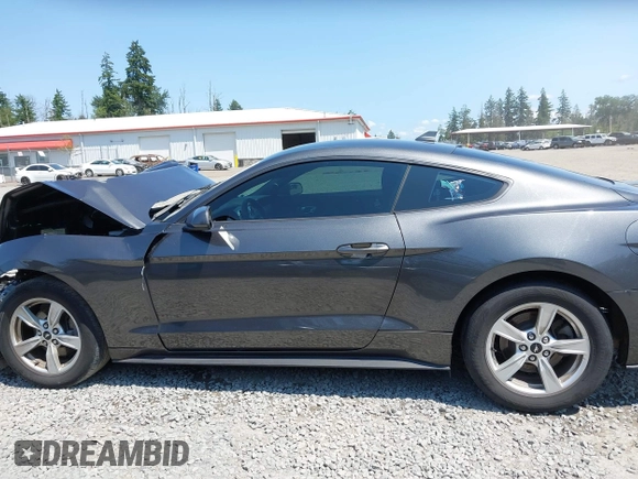 2020 Ford Mustang EcoBoost z VIN 1FA6P8TH9L5167587, wystawiony jako IAAI lot #42407141 z przebiegiem 38 757 mil mil oraz . Historia ofert i sprzedaży dostępna na DreamBid. Obrazek 15.