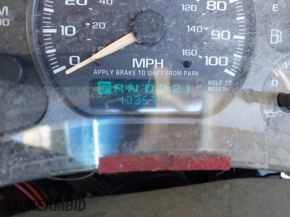 1999 Chevrolet Silverado 1500 with VIN 1GCEC14W9XZ165875, listed as a IAAI auction lot 40994850 with 173,574 mi miles. Bid and sale history available at carsss.com. Image 7.