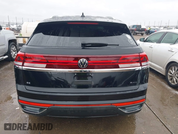 2024 Volkswagen Atlas SE z VIN 1V2LE2CA7RC210703, wystawiony jako IAAI lot #41281929 z przebiegiem Nie podano mil oraz . Historia ofert i sprzedaży dostępna na DreamBid. Obrazek 17.