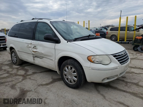 2007 Chrysler Town & Country Limited with VIN 2A8GP64L27R153747, listed as a Copart auction lot 46639205 with 153,531 mi miles and Salvage Title. Bid and sale history available at DreamBid. Image 4.