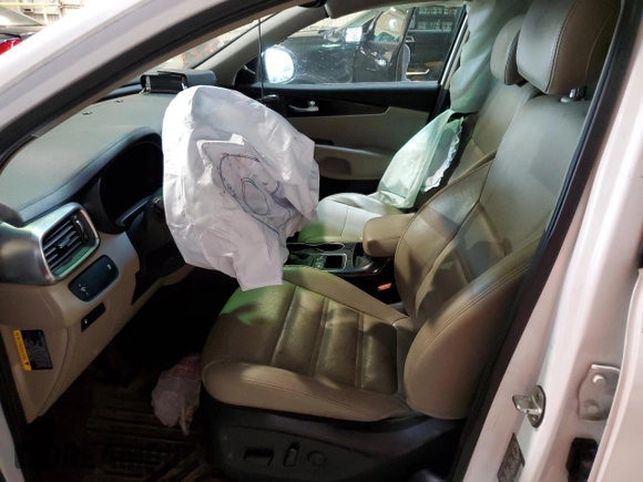 2017 Kia Sorento EX with VIN 5XYPH4A16HG257031, listed as a Copart auction lot 70830874 with Not provided miles and Salvage title. Bid and sale history available at DreamBid. Image 7.