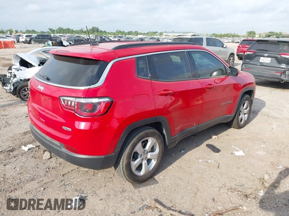 2018 Jeep Compass Latitude with VIN 3C4NJCBB0JT124163, listed as a IAAI auction lot 42293176 with 55,676 mi miles and . Bid and sale history available at DreamBid. Image 4.