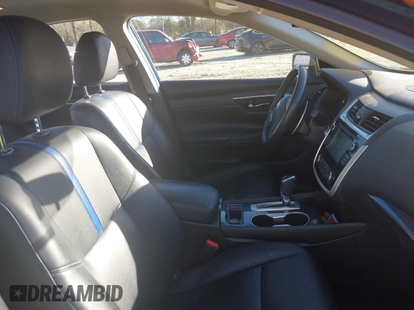 2018 Nissan Altima 2.5 SR with VIN 1N4AL3AP7JC291210, listed as a IAAI auction lot 41677670 with 142,994 mi miles. Bid and sale history available at carsss.com. Image 5.