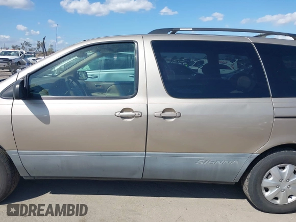 2003 Toyota Sienna CE with VIN 4T3ZF19C53U539951, listed as a IAAI auction lot 41906505 with 233,426 mi miles. Bid and sale history available at carsss.com. Image 14.