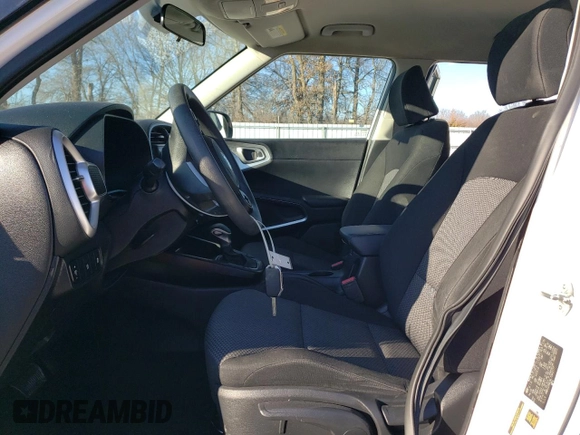 2020 Kia Soul X-Line with VIN KNDJ23AU4L7045777, listed as a Copart auction lot 43006444 with 70,294 mi miles and Salvage Title. Bid and sale history available at carsss.com. Image 7.