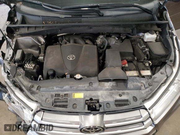 2019 Toyota Highlander SE with VIN 5TDJZRFH0KS598991, listed as a Copart auction lot 62814595 with 87,724 mi miles and Salvage title. Bid and sale history available at DreamBid. Image 12.