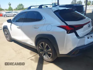 2020 Lexus UX 250h z VIN JTHP9JBH8L2033378, wystawiony jako IAAI lot #42238559 z przebiegiem 49 150 mil mil oraz . Historia ofert i sprzedaży dostępna na DreamBid. Obrazek 3.