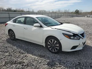 2017 Nissan Altima SL with VIN 1N4AL3AP4HC183685, listed as a Copart auction lot 50643665 with 74,049 mi miles and Salvage title. Bid and sale history available at DreamBid. Image 4.