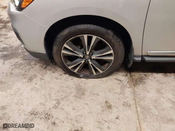 2017 Nissan Pathfinder SL with VIN 5N1DR2MM9HC626121, listed as a IAAI auction lot 41960381 with 139,819 mi miles. Bid and sale history available at carsss.com. Image 6.