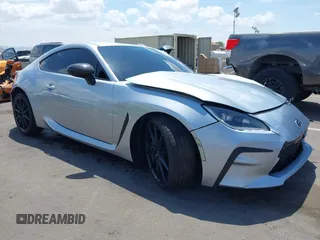 2023 Toyota 86 Premium with VIN JF1ZNBE15P9765366, listed as a IAAI auction lot 42194610 with 32,286 mi miles and . Bid and sale history available at DreamBid. Image 1.