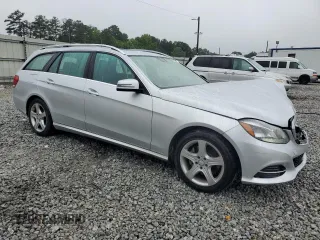 2015 Mercedes-Benz E 350 Luxury with VIN WDDHH8JB5FB110717, listed as a Copart auction lot 58203435 with 69,250 mi miles and Salvage title. Bid and sale history available at DreamBid. Image 4.