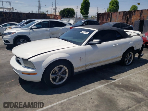 2006 Ford Mustang Standard z VIN 1ZVHT84N665237941, wystawiony jako Copart lot #55253585 z przebiegiem 171 923 mil mil oraz Szkoda całkowita • Salvage title. Historia ofert i sprzedaży dostępna na DreamBid. Obrazek 1.
